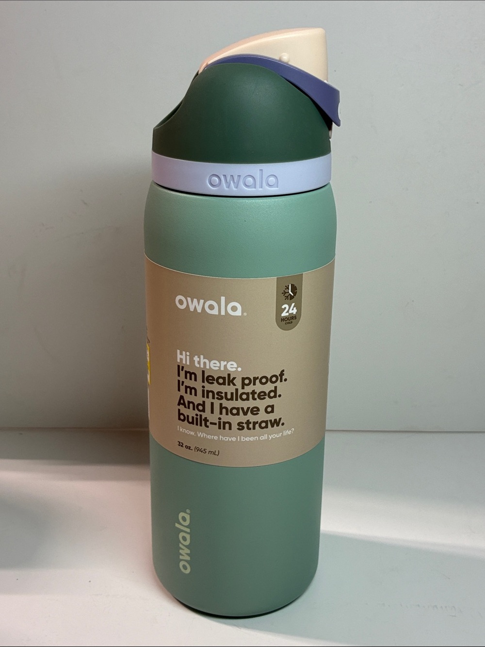 32 oz Owala FreeSip with Straw NEW